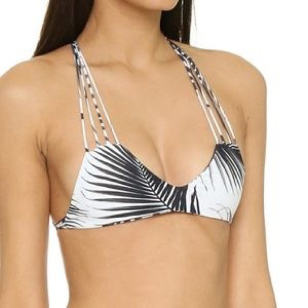 Mikoh Banyans Bikini Top in Botanical Print - medium